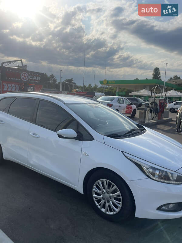 Универсал Kia Ceed 2013 в Киеве