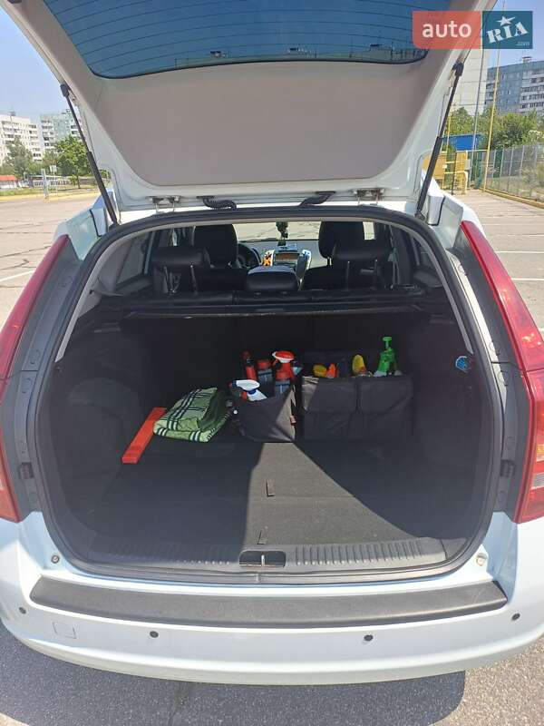 Универсал Kia Ceed 2008 в Запорожье