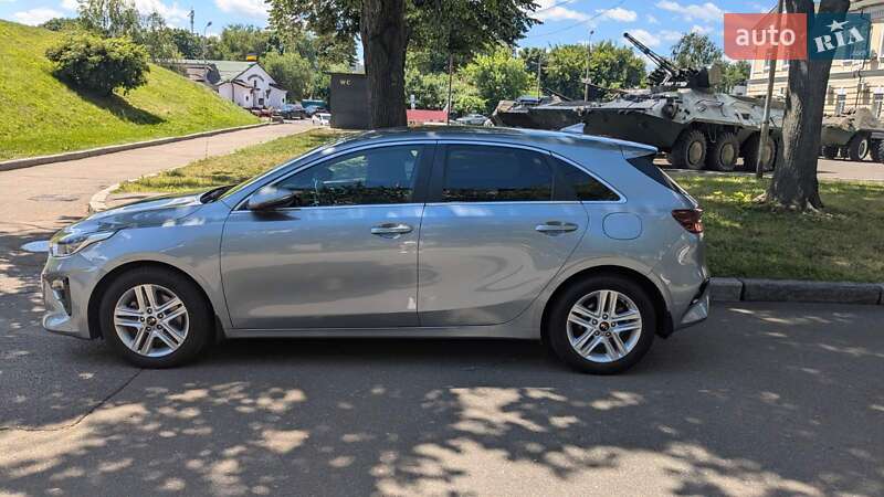 Хэтчбек Kia Ceed 2019 в Киеве