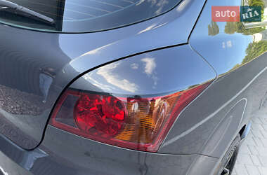 Хэтчбек Kia Ceed 2010 в 