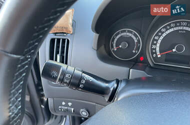 Хэтчбек Kia Ceed 2010 в 