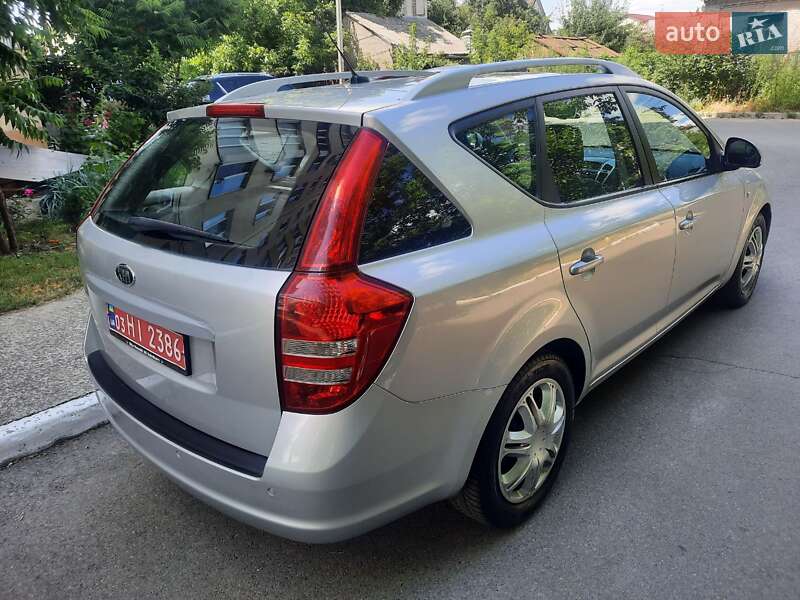 Универсал Kia Ceed 2008 в Киеве