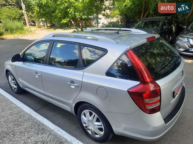 Универсал Kia Ceed 2008 в Киеве