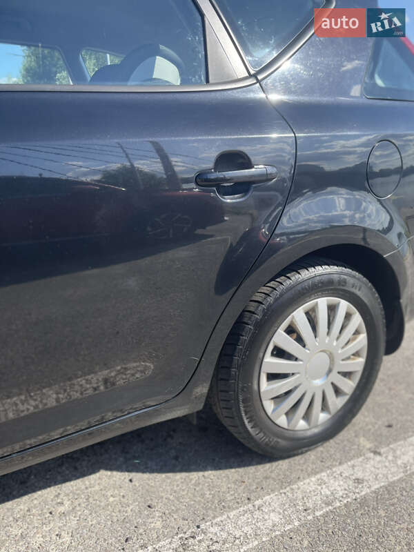 Универсал Kia Ceed 2009 в Киеве