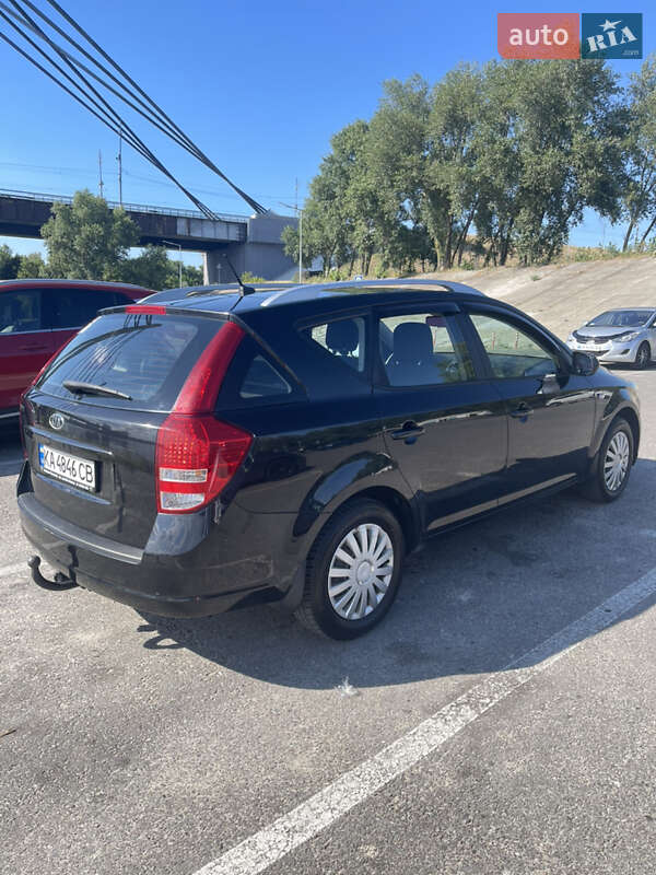 Универсал Kia Ceed 2009 в Киеве