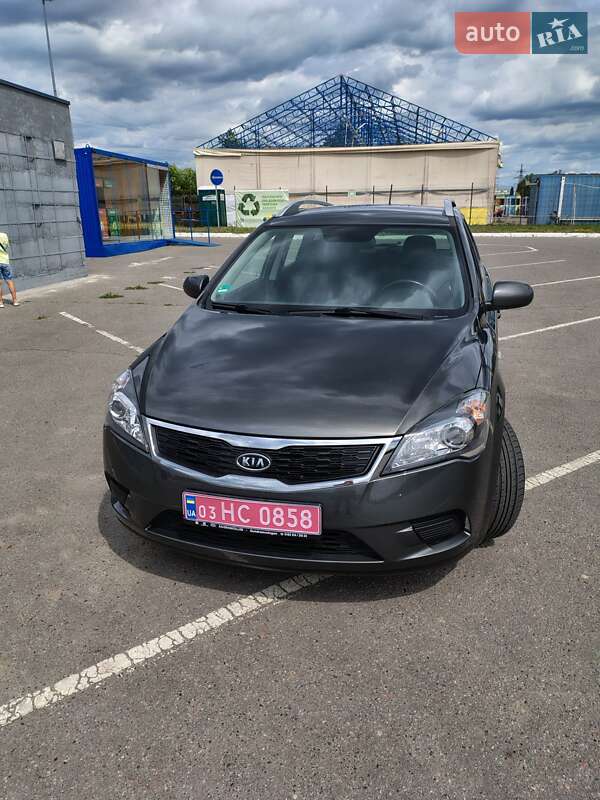 Универсал Kia Ceed 2009 в 