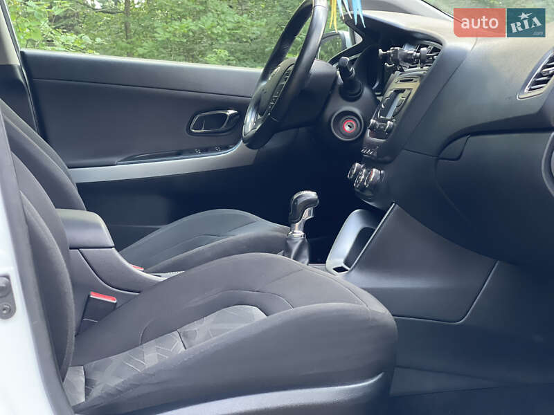 Хетчбек Kia Ceed 2016 в Львові