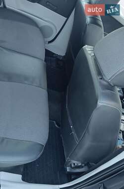 Хэтчбек Kia Ceed 2007 в 