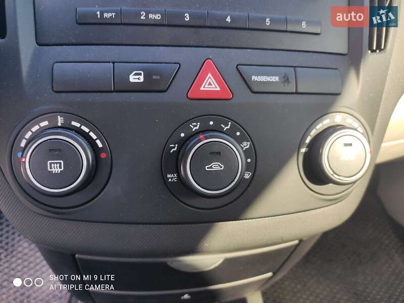 Хэтчбек Kia Ceed 2007 в Киеве