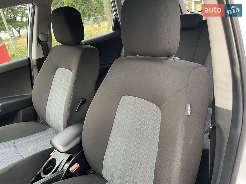 Универсал Kia Ceed 2010 в Днепре