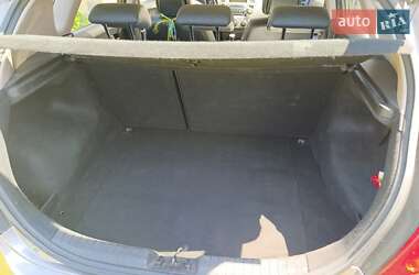Хэтчбек Kia Ceed 2007 в 