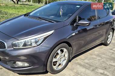Хэтчбек Kia Ceed 2014 в Харькове