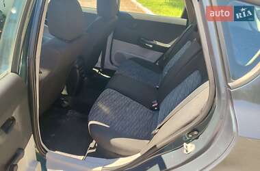 Хэтчбек Kia Ceed 2007 в 