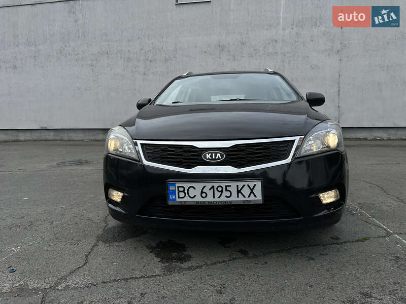 Универсал Kia Ceed 2010 в Львове
