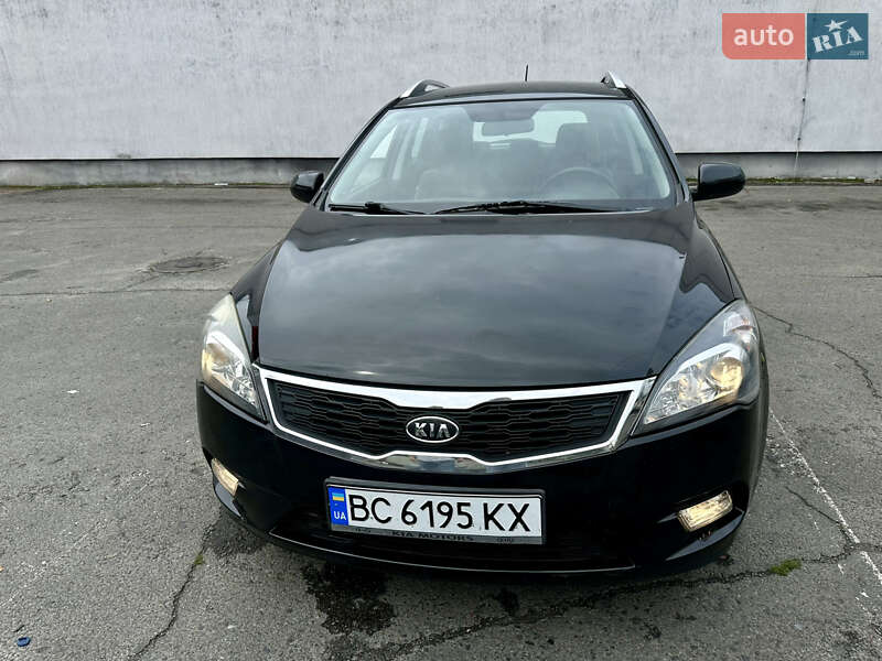 Универсал Kia Ceed 2010 в Львове