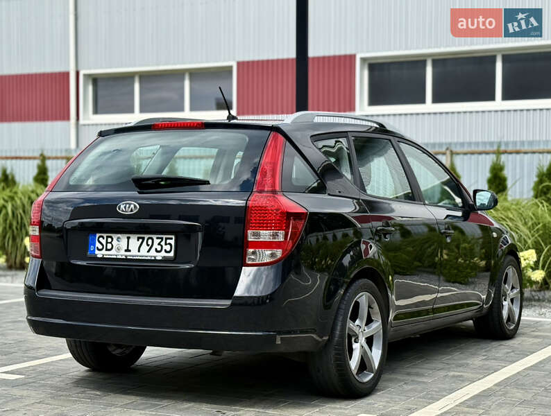 Универсал Kia Ceed 2011 в Луцке