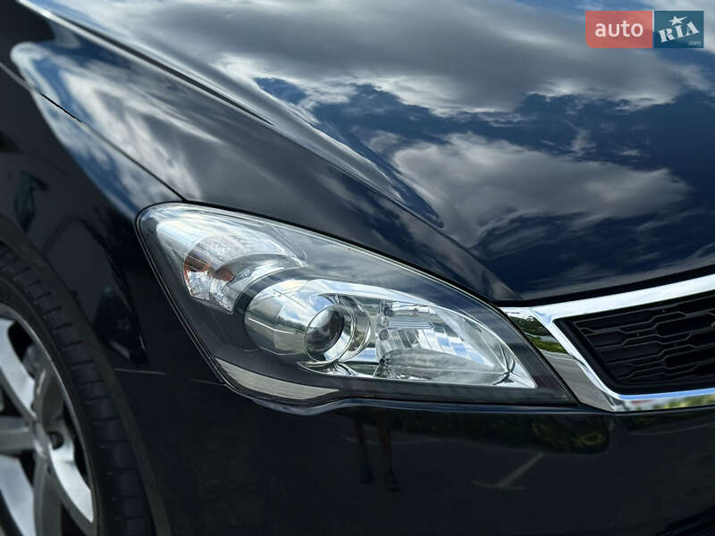 Универсал Kia Ceed 2011 в Луцке