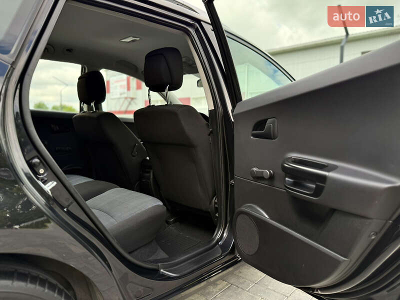 Универсал Kia Ceed 2011 в Луцке
