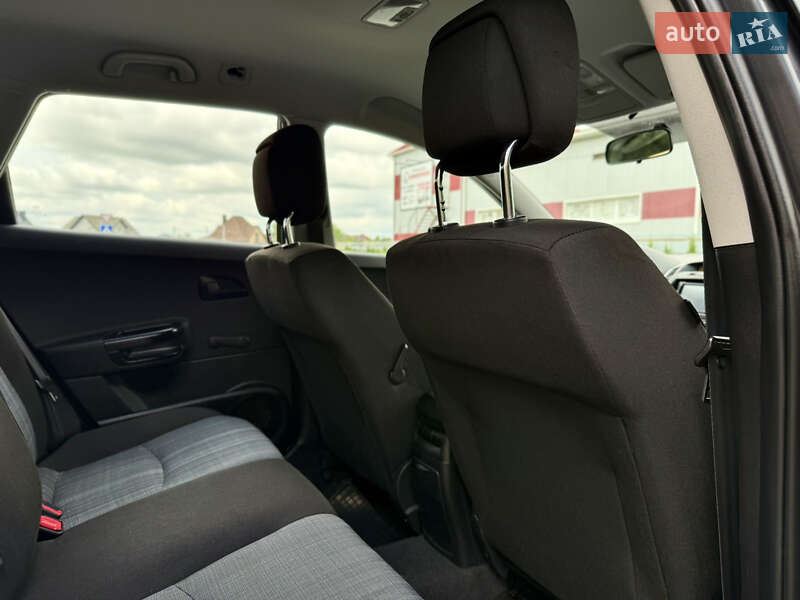 Универсал Kia Ceed 2011 в Луцке