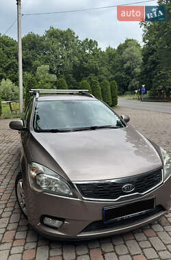 Універсал Kia Ceed 2011 в Трускавці