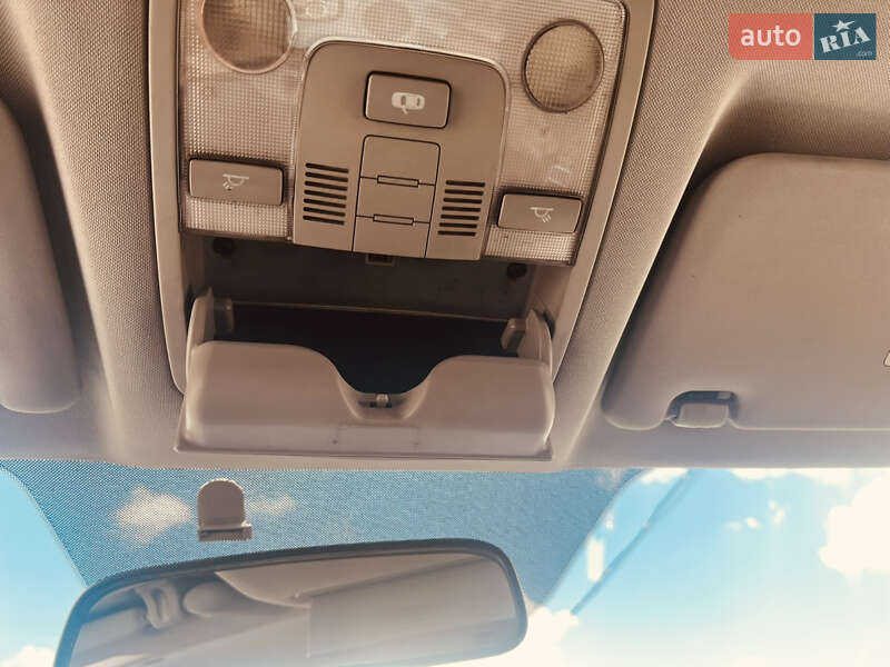 Хэтчбек Kia Ceed 2010 в Днепре