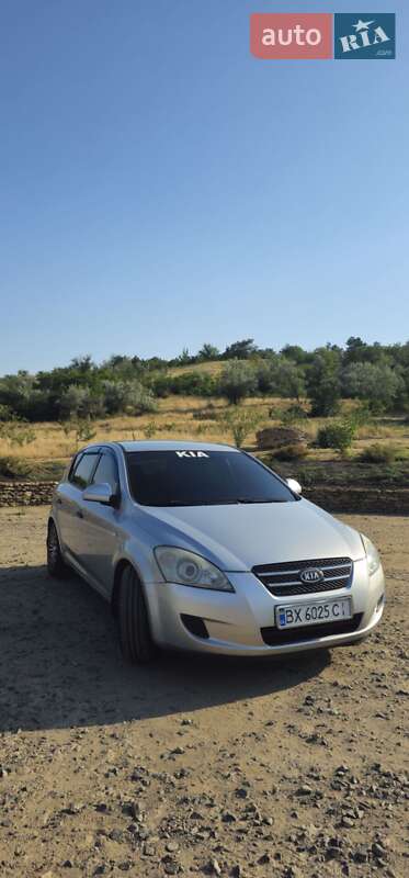 Хетчбек Kia Ceed 2008 в Одесі