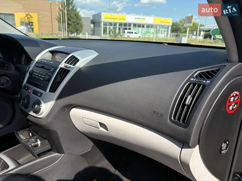 Хэтчбек Kia Ceed 2008 в Белой Церкви