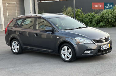 Универсал Kia Ceed 2012 в 