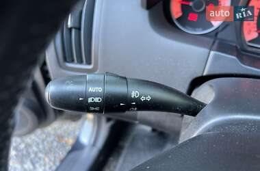 Хэтчбек Kia Ceed 2008 в 