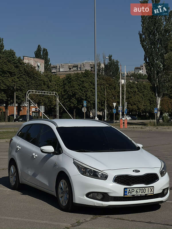 Универсал Kia Ceed 2012 в Запорожье