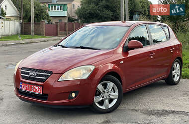Хетчбек Kia Ceed 2008 в Рівному