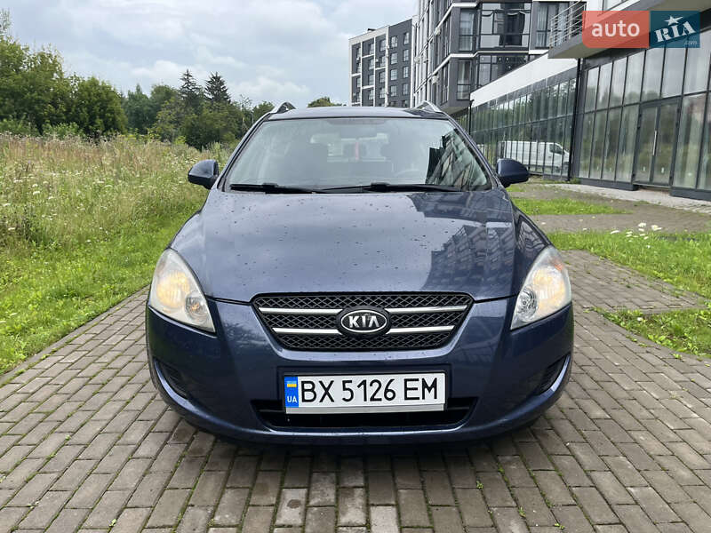 Універсал Kia Ceed 2007 в Рівному