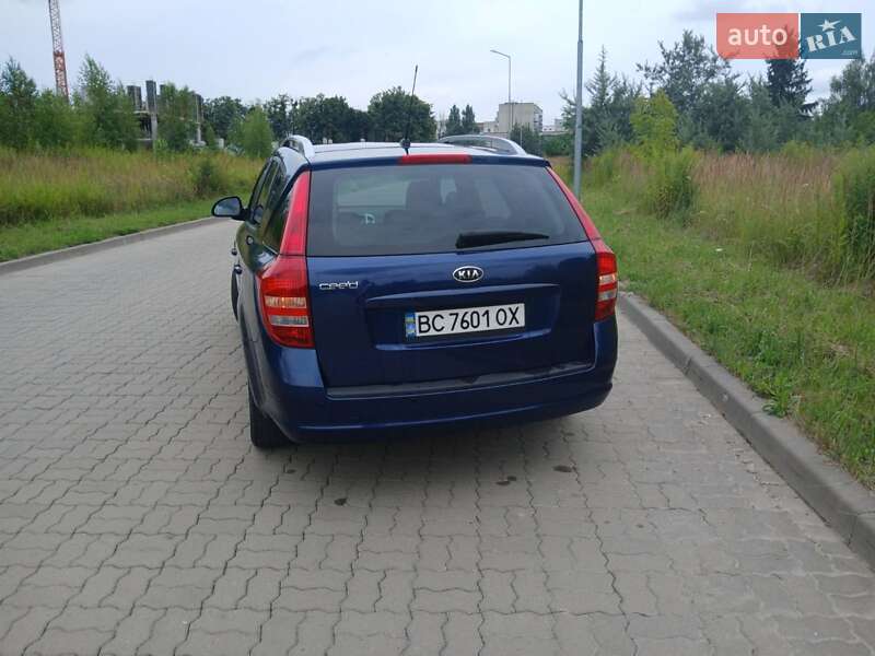 Универсал Kia Ceed 2008 в Львове