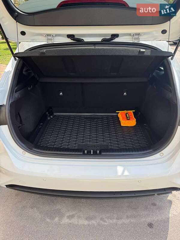 Хэтчбек Kia Ceed 2019 в Вишневом