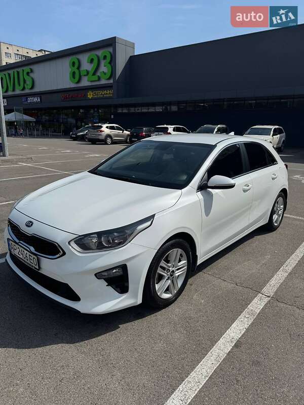 Хэтчбек Kia Ceed 2019 в Вишневом