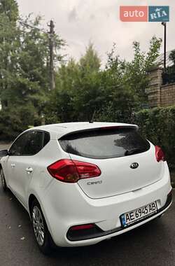 Хэтчбек Kia Ceed 2013 в Киеве