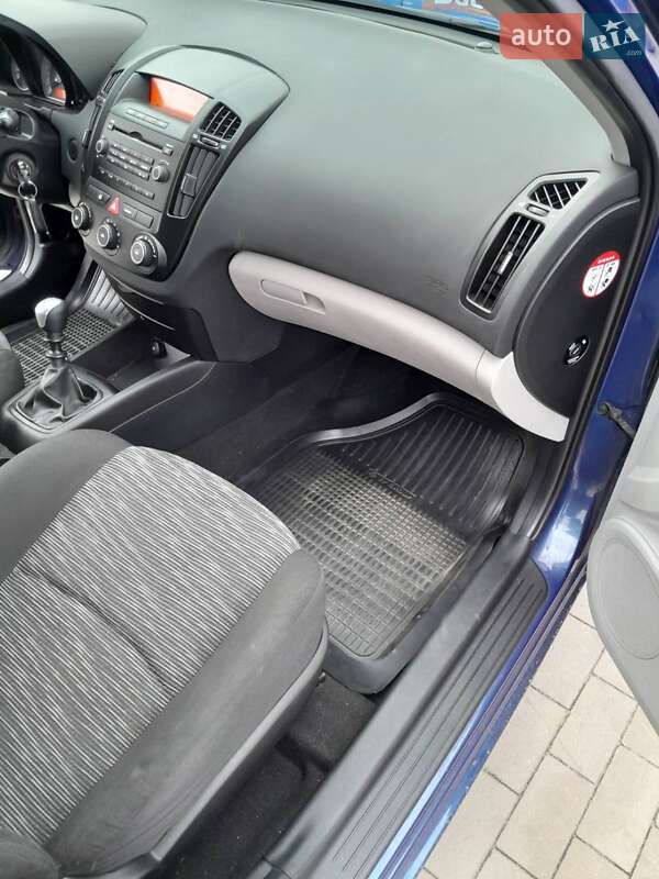 Универсал Kia Ceed 2009 в Виннице