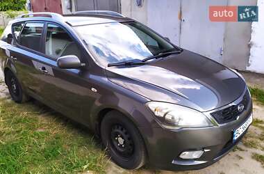 Универсал Kia Ceed 2010 в Великих Мостах