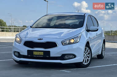 Хетчбек Kia Ceed 2013 в Києві