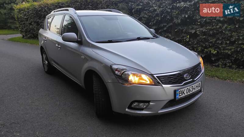 Kia Ceed 2012