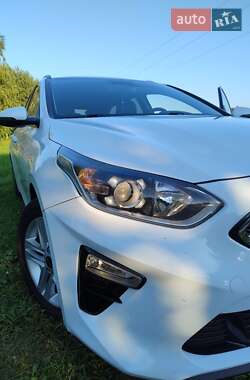 Универсал Kia Ceed 2019 в Львове