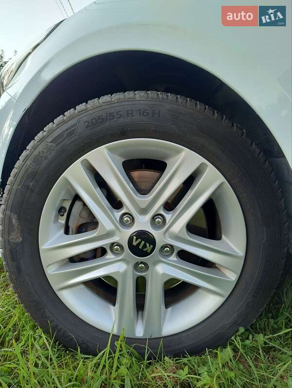 Универсал Kia Ceed 2019 в Львове