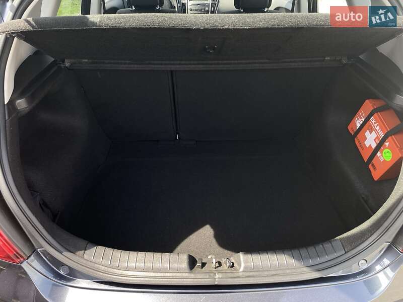 Хэтчбек Kia Ceed 2008 в Мукачево фото 35 Хэтчбек Kia Ceed 2008 в Мукачево