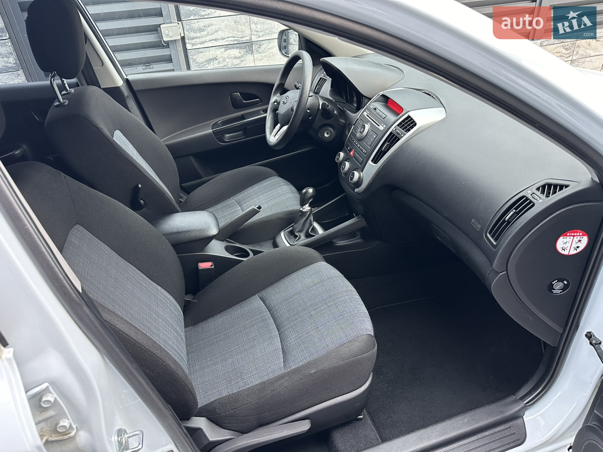 2011 Kia Cee'd - мініатюра 17