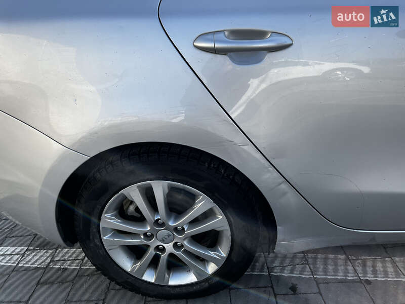Универсал Kia Ceed 2013 в Львове