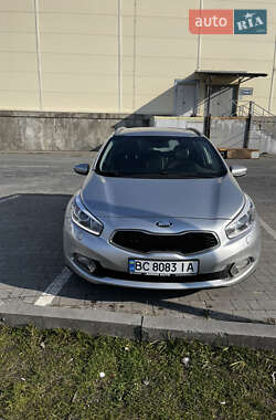 Универсал Kia Ceed 2013 в Львове
