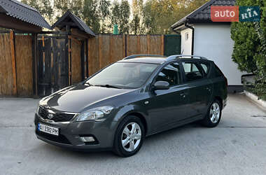 Универсал Kia Ceed 2009 в Смеле