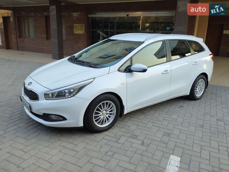 Универсал Kia Ceed 2013 в Харькове фото 11 Универсал Kia Ceed 2013 в Харькове