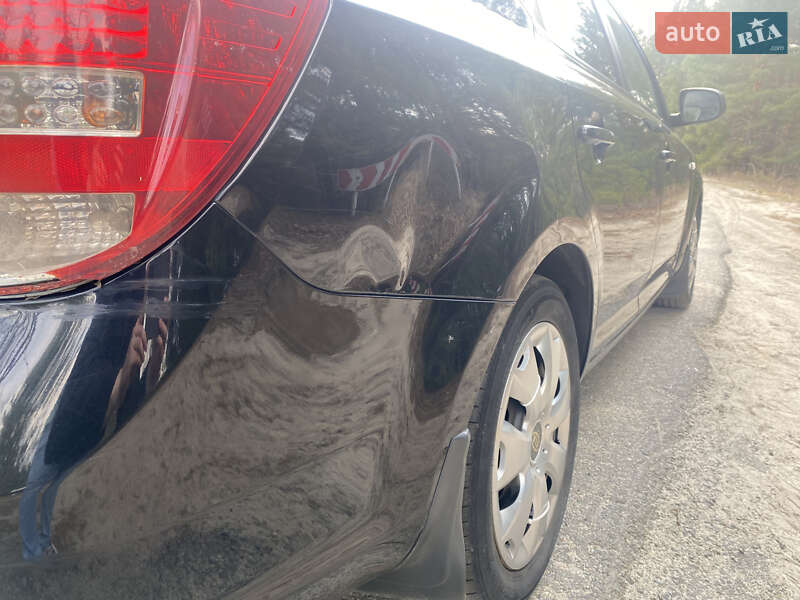 Універсал Kia Ceed 2011 в Києві