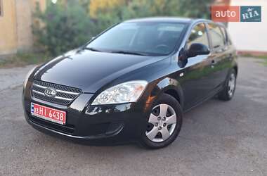 Хэтчбек Kia Ceed 2008 в Нежине
